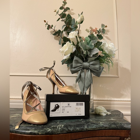 Vintage Chanel Beige & Gold Lace Up Ballerina Cap Toe Pumps - Picture 1 of 5
